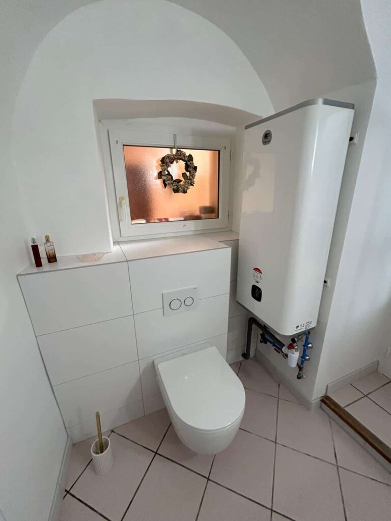 WC rénové avec lave-mains