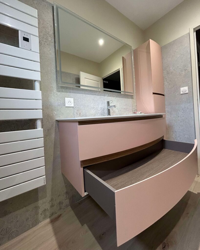 Meuble double vasque suspendu salle de bain moderne